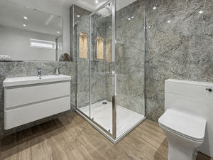 Photo 13- click for photo gallery